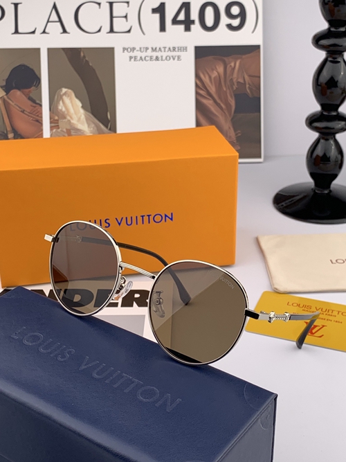 ルイヴィトンサングラス背面デザイン